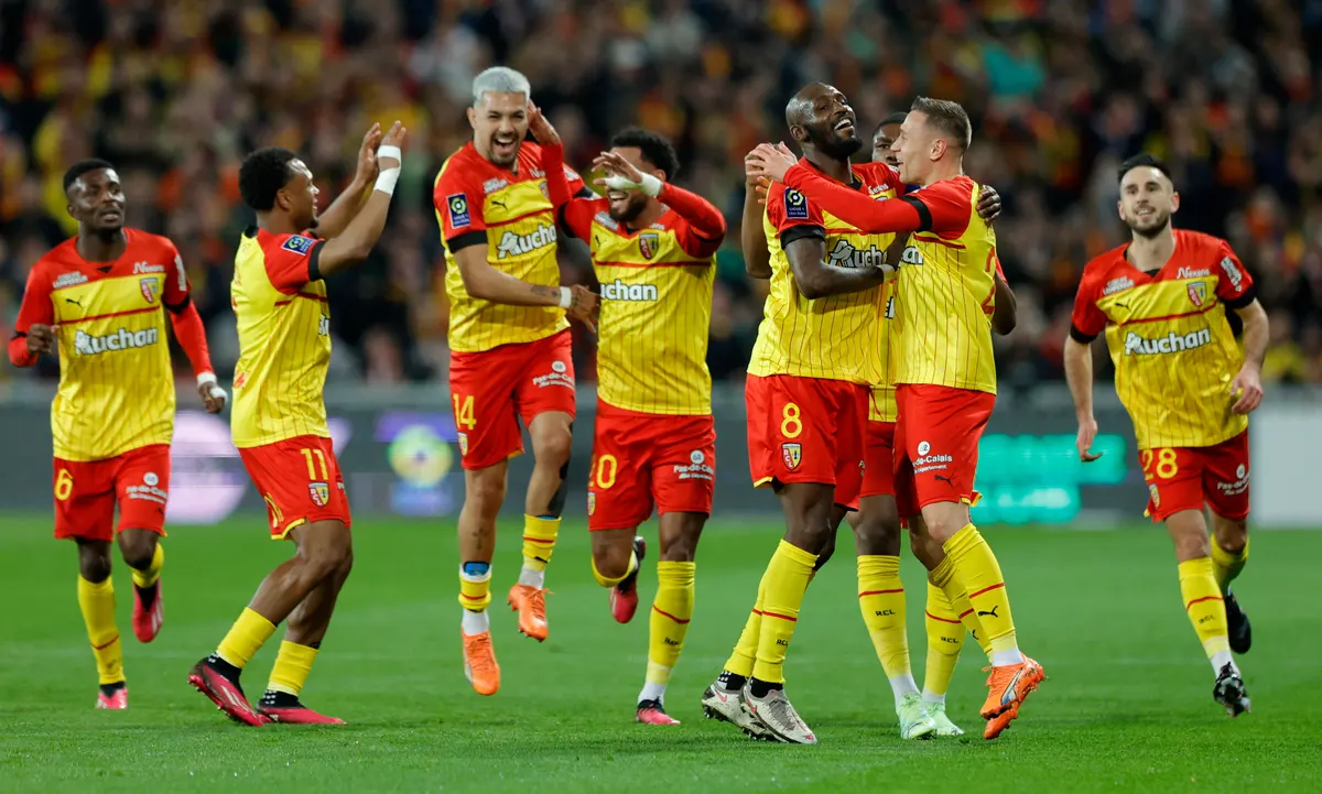 Câu lạc bộ bóng đá Lens - Sức mạnh và sự dũng cảm của con sư tử Pháp