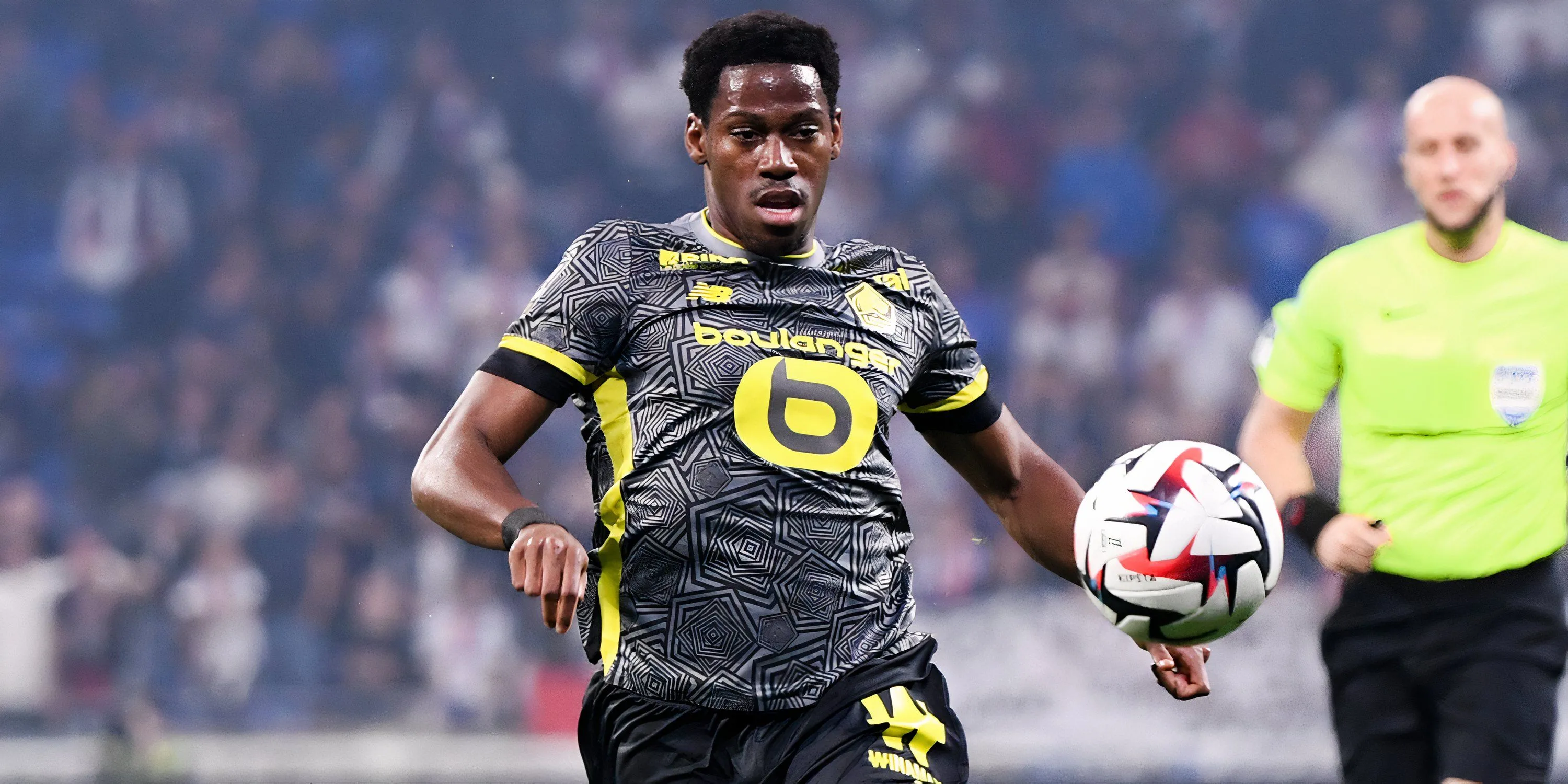 Jonathan David trong màu áo Lille, tiền đạo mục tiêu của Aston Villa ở Ngoại hạng Anh