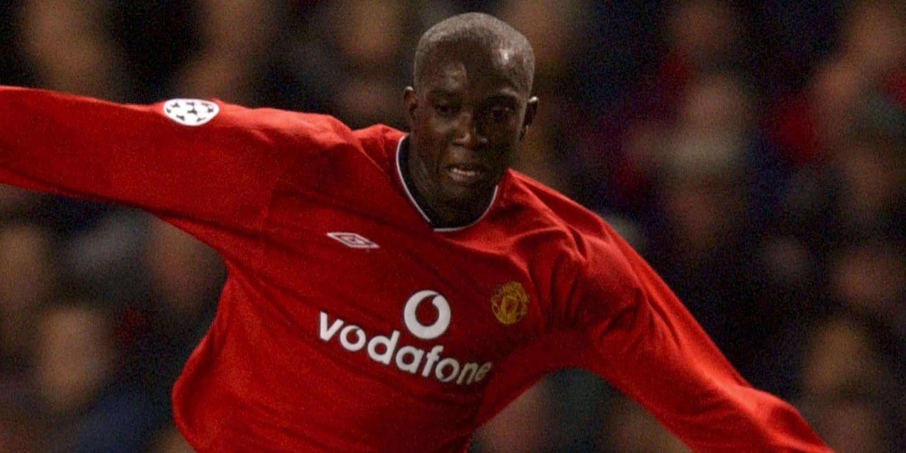 Dwight Yorke ăn mừng bàn thắng cho Manchester United