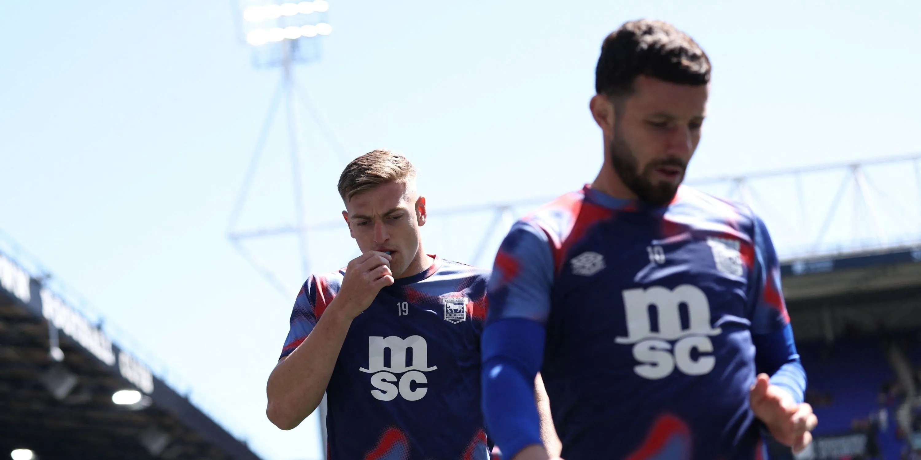 Liam Delap trong màu áo Ipswich Town - Mục tiêu chuyển nhượng Man Utd hụt vào tay Chelsea