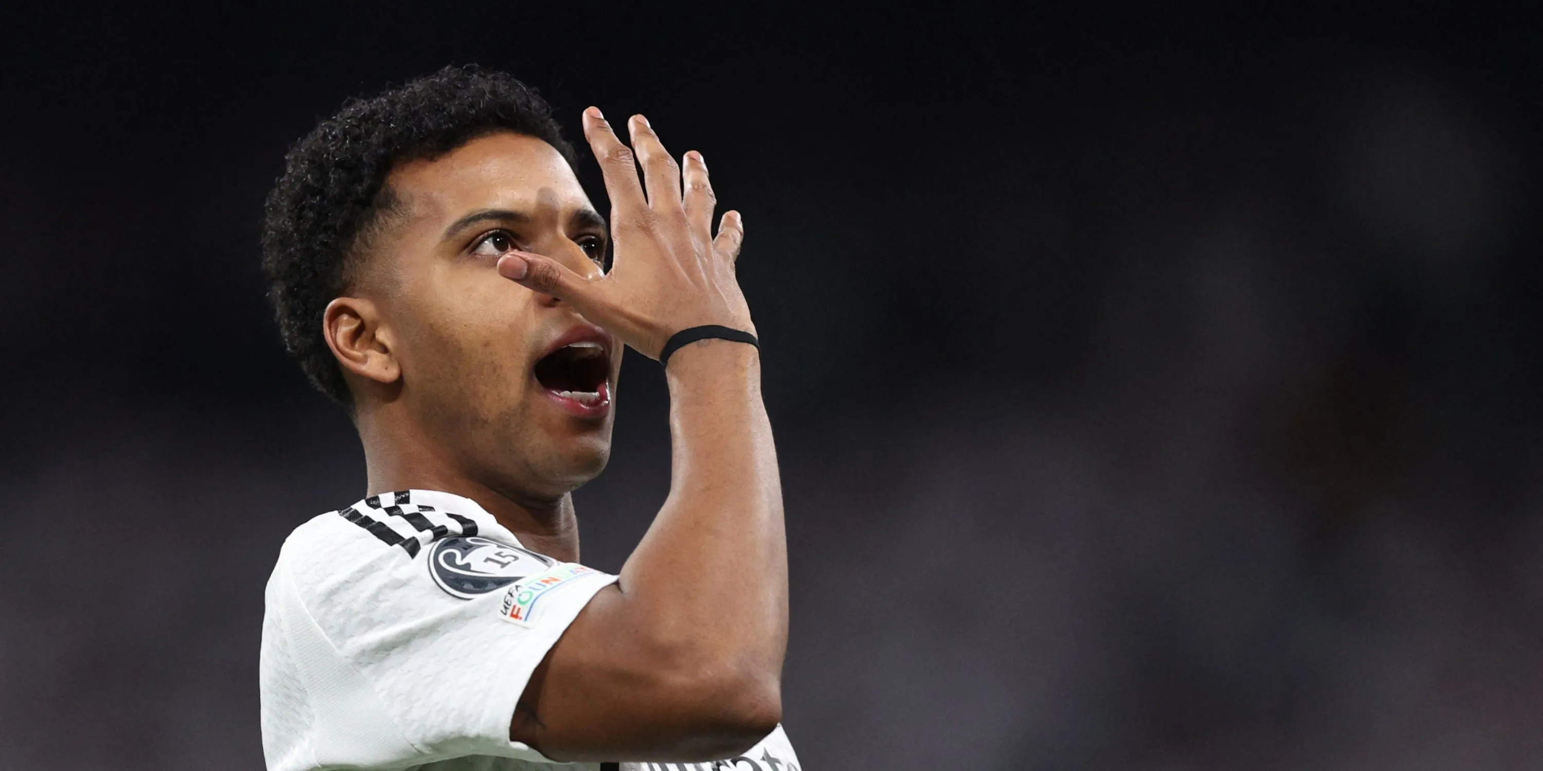 Rodrygo, mục tiêu chuyển nhượng của Arsenal, trong màu áo Real Madrid