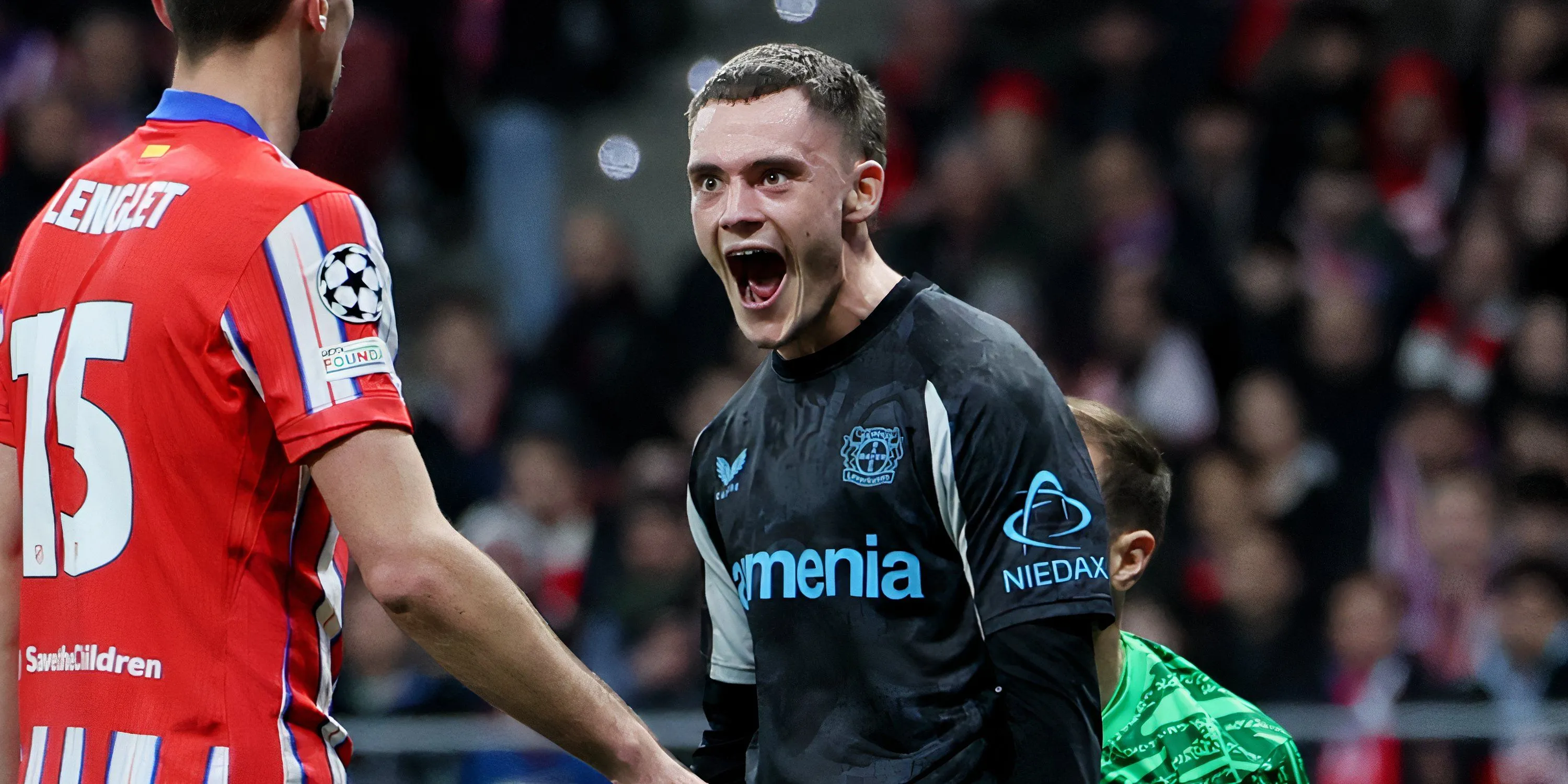 Tiền vệ Florian Wirtz trong màu áo Bayer Leverkusen