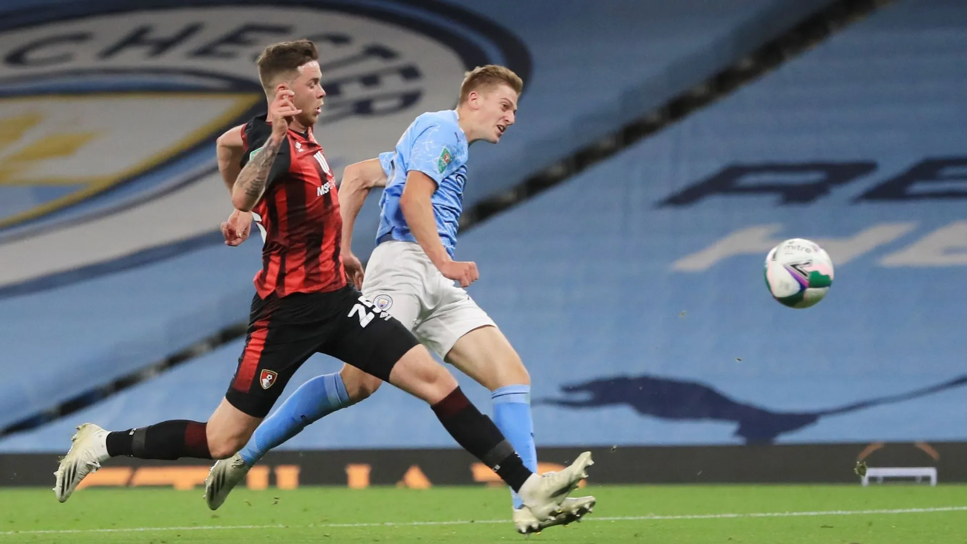 Liam Delap thi đấu cho Manchester City sau chuyển nhượng từ Derby County