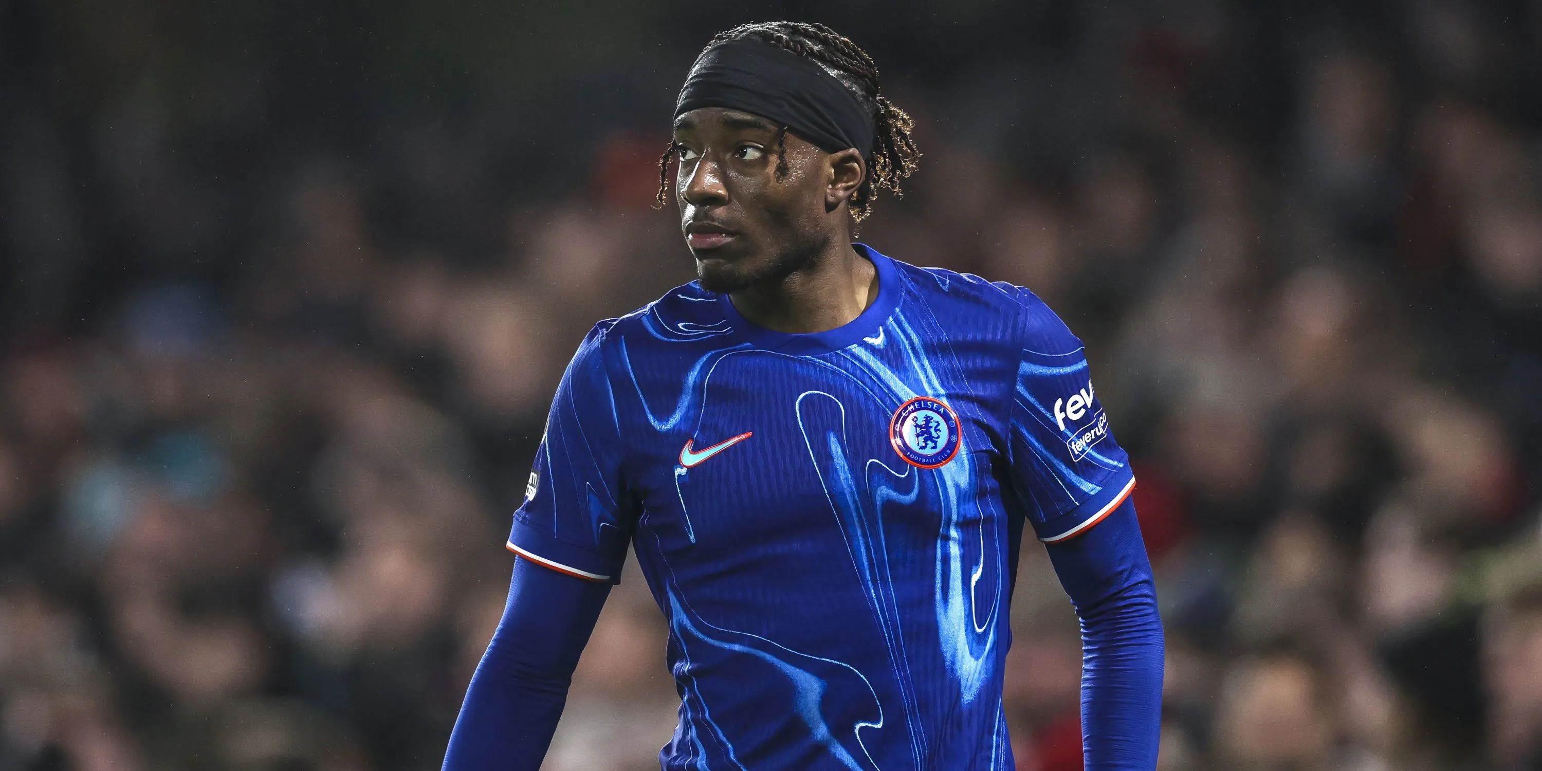 Noni Madueke thi đấu cho Chelsea, mục tiêu chuyển nhượng của Arsenal