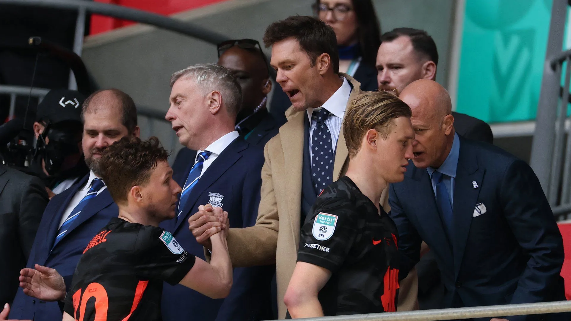 Tom Brady và dàn cầu thủ Birmingham City