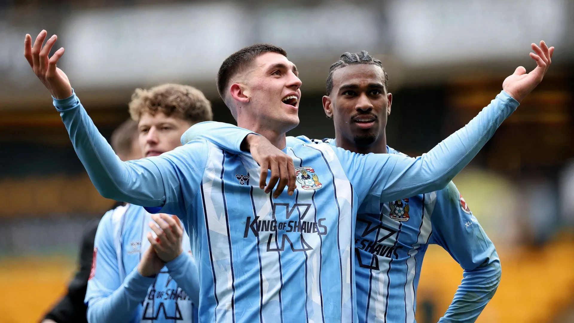 Đội bóng Coventry City trước nguy cơ thiếu hụt nhân sự hàng thủ nếu không chiêu mộ Tyrese Asante.