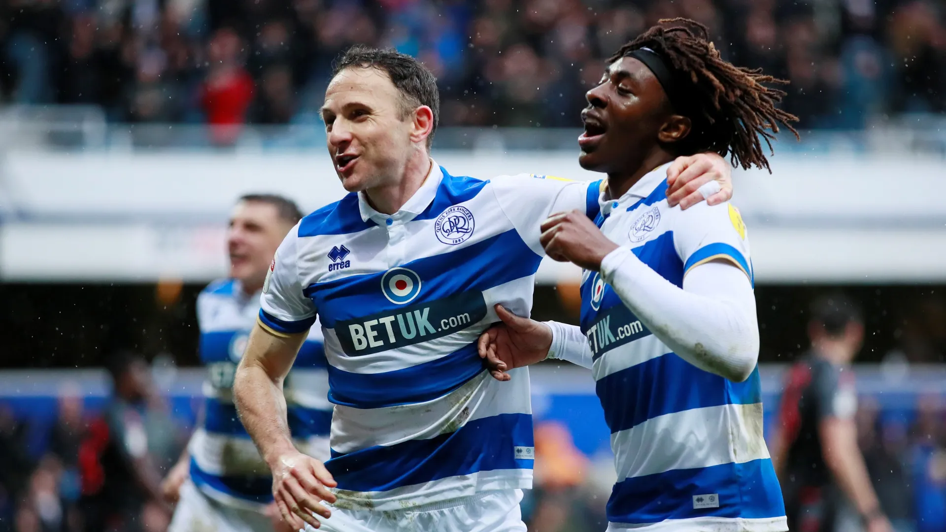 Eberechi Eze thi đấu xuất sắc trong màu áo QPR, mở đường đến Premier League