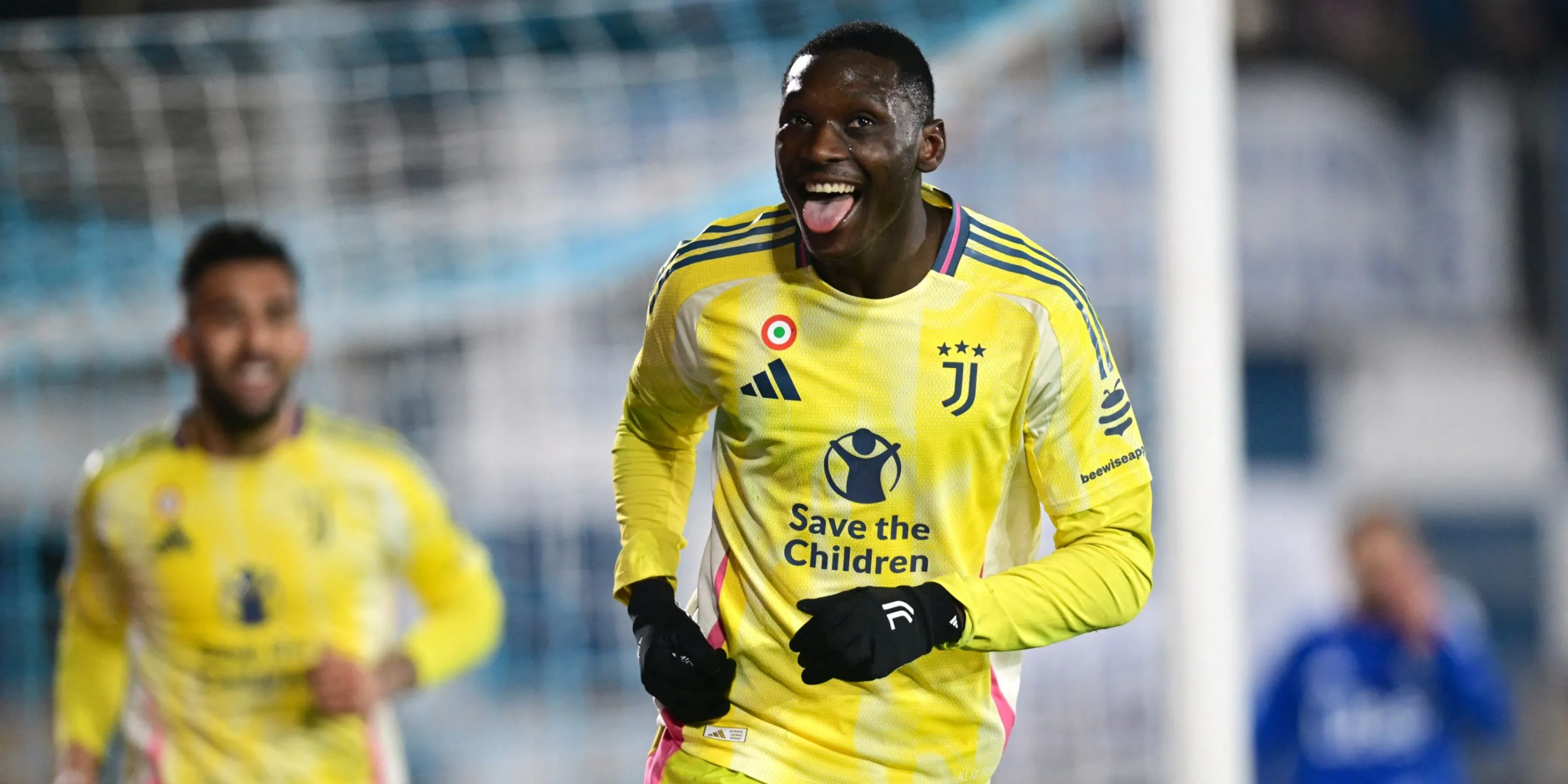Tiền đạo Randal Kolo Muani, mục tiêu chính của Tottenham và cạnh tranh với Juventus