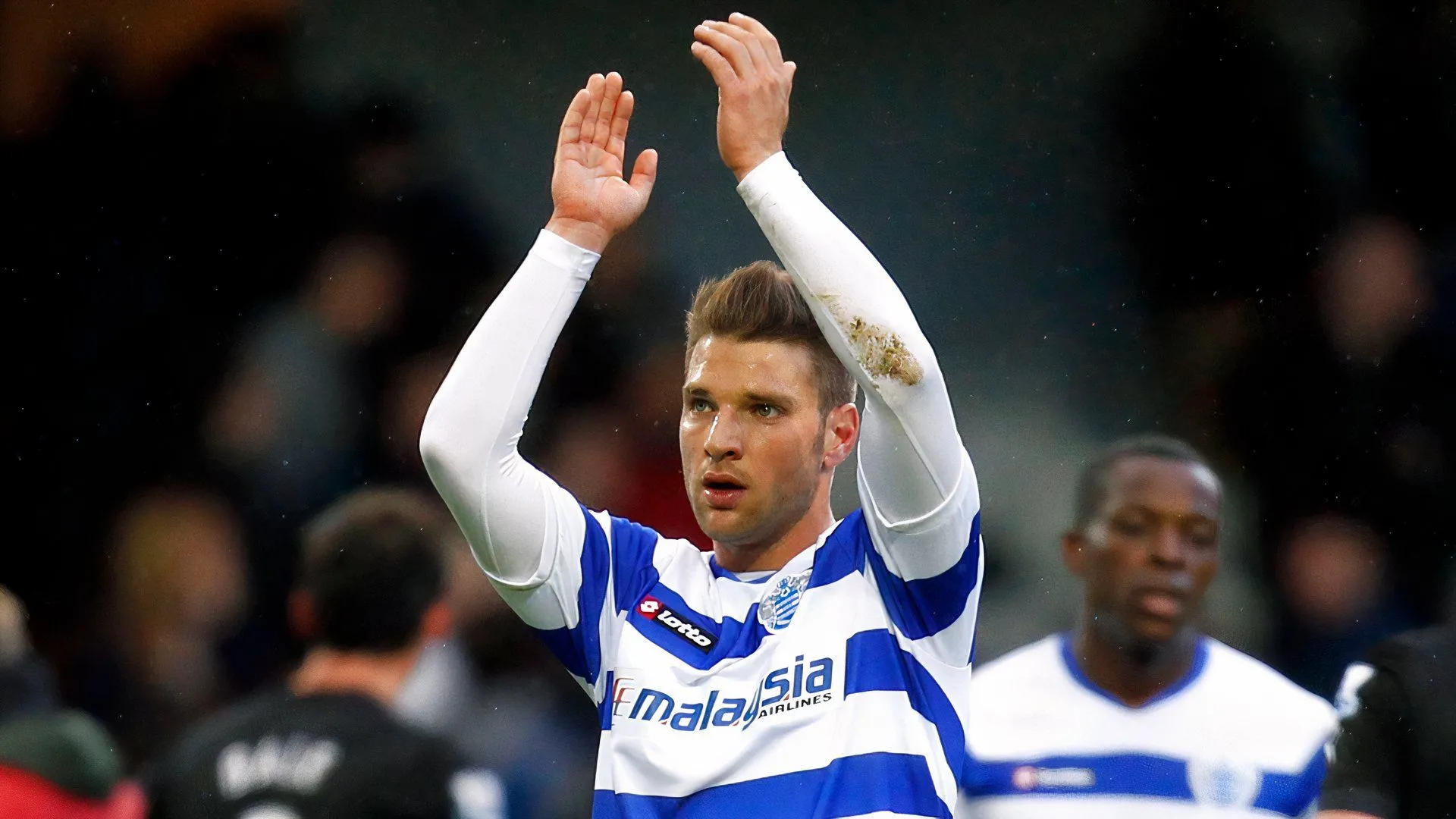 Akos Buzsaky - tiền vệ tài năng của QPR thời kỳ đầu