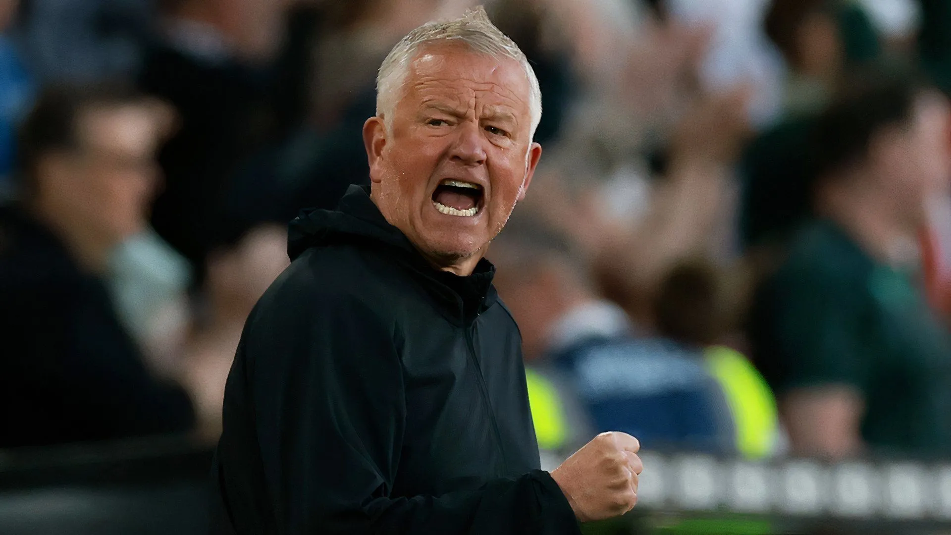 Chris Wilder vui mừng sau một chiến thắng với Sheffield United