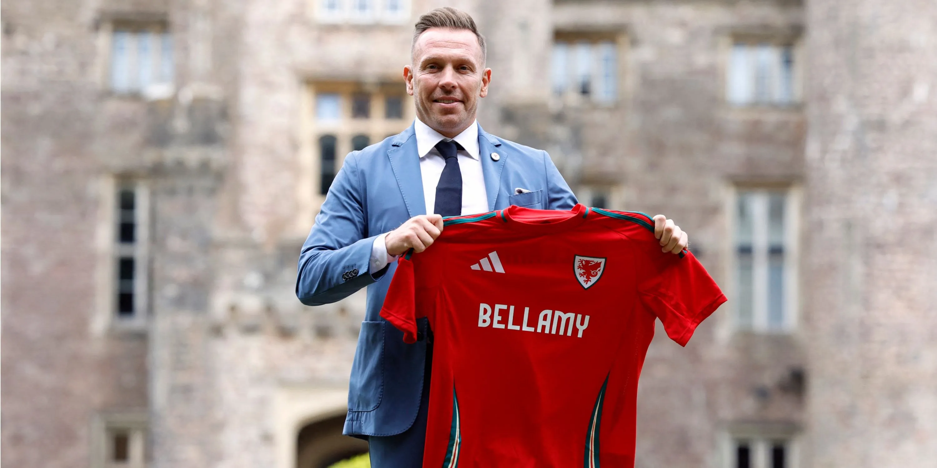 Craig Bellamy nhận vị trí huấn luyện viên trưởng dẫn dắt đội tuyển Xứ Wales
