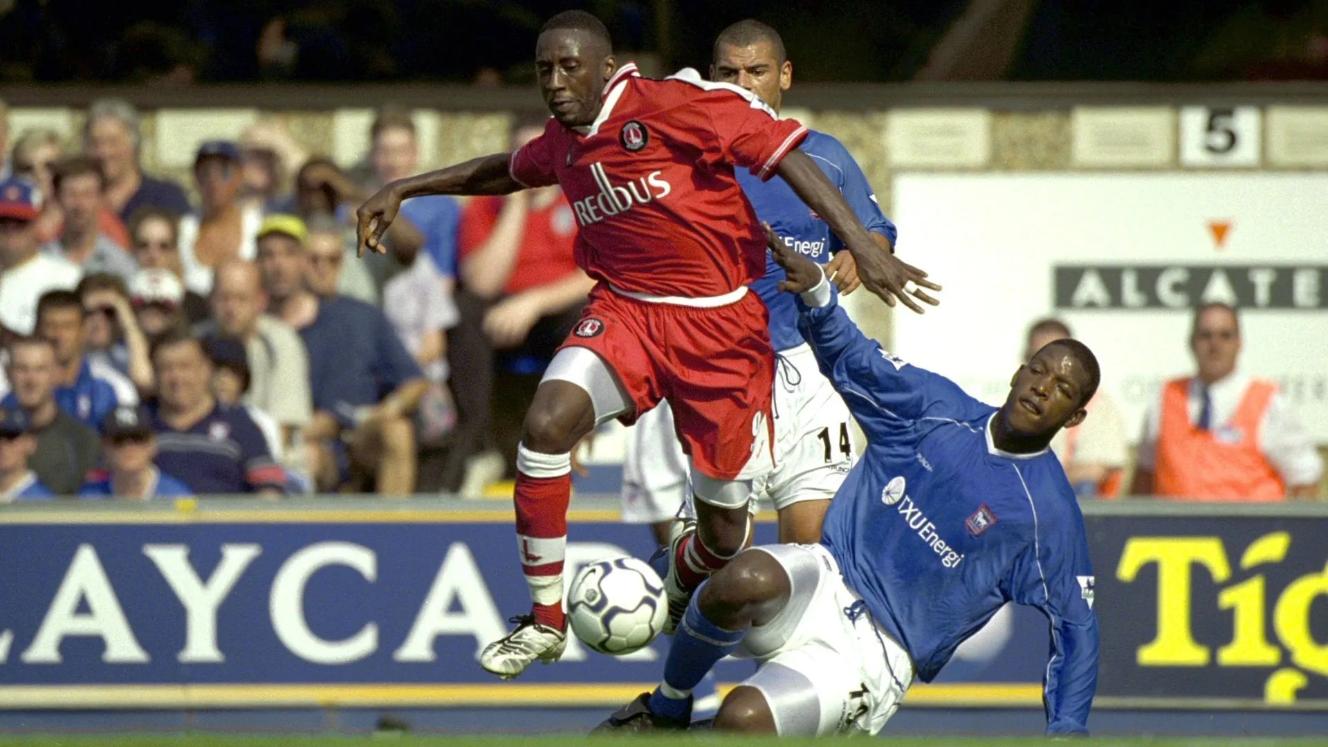 Jason Euell trong màu áo Charlton Athletic, tỏa sáng trong giai đoạn đỉnh cao sự nghiệp